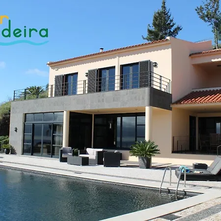 Ourmadeira - Luz, Fabulous Funchal (Madeira)