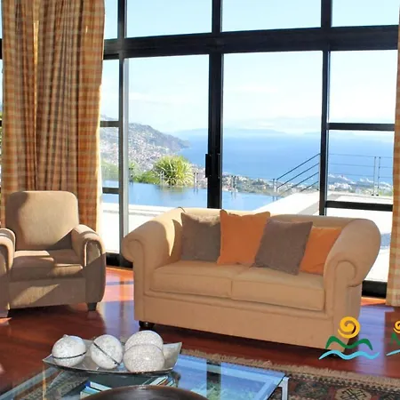 Ourmadeira - Luz, Fabulous * Funchal (Madeira)